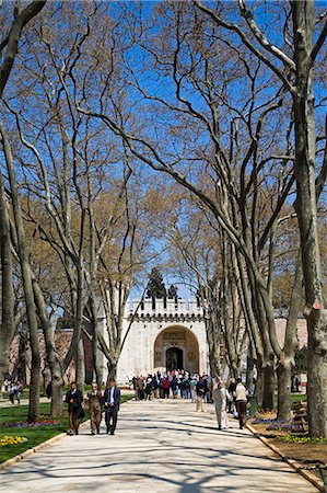 simsearch:862-03355067,k - The Imperial Gate stands at the entrance to the Topkapi Palace,home to the Ottoman Sultans until 1853,Istanbul,Turkey Stock Photo - Rights-Managed, Code: 862-03355052