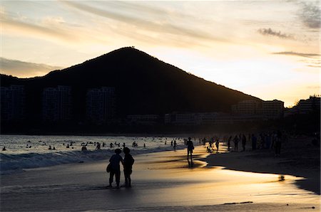 simsearch:841-03028715,k - China,Hainan Province,Hainan Island,Sanya City. Dadonghai Beach. Foto de stock - Con derechos protegidos, Código: 862-03351201