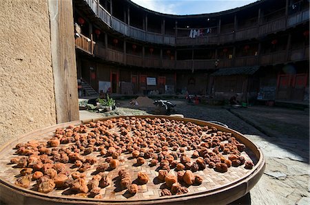 simsearch:862-03289833,k - China,Fujian Province,Hakka Tulou round earth buildings,Unesco World Heritage site Fotografie stock - Rights-Managed, Codice: 862-03351753