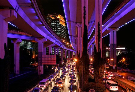 embouteillage - Chine, Shanghai. Route très fréquentée à Shanghai Photographie de stock - Rights-Managed, Code: 862-03351875