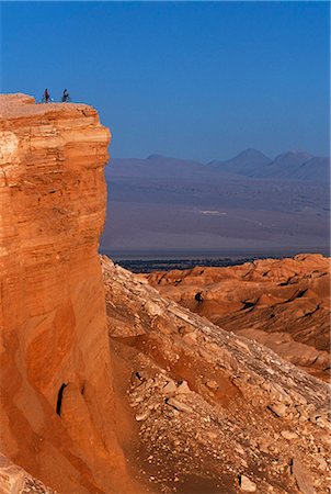 Mountain biking in the Atacama Desert Foto de stock - Con derechos protegidos, Código: 862-03352135