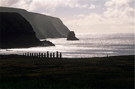 Chile, Osterinsel. Moai am Ahu Einzahl. Stockbilder - Lizenzpflichtiges, Bildnummer: 862-03352204