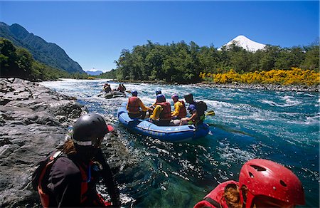 stromschnelle - Chile, Region X. Wildwasser-rafting auf dem Fluss Petrohue, chilenischen Seengebiet, Los Lagos, Südchile. Stockbilder - Lizenzpflichtiges, Bildnummer: 862-03352248