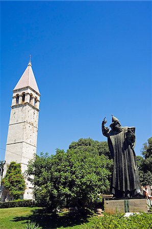 Vieille ville 1929 Statue de Grégoire de Nin Xe siècle Leader slave conçu par Ivan Mestrovic Photographie de stock - Rights-Managed, Code: 862-03352431