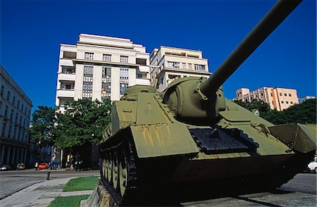 Russian tank memorial to the Bay of Pigs debacle in Havana Viejo,Old Havana World Heritage Area,Cuba Stock Photo - Rights-Managed, Code: 862-03352467