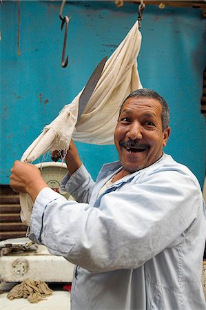 A butcher in Islamic Cairo. Fotografie stock - Rights-Managed, Codice: 862-03352739