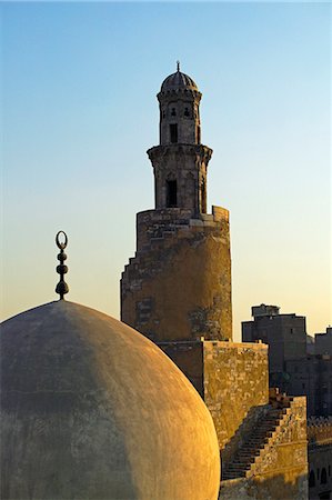 el cairo - Ibn Tulun,the largest and oldest mosque in Cairo,completed in 879 AD. Cairo,Egypt. Foto de stock - Con derechos protegidos, Código: 862-03352731