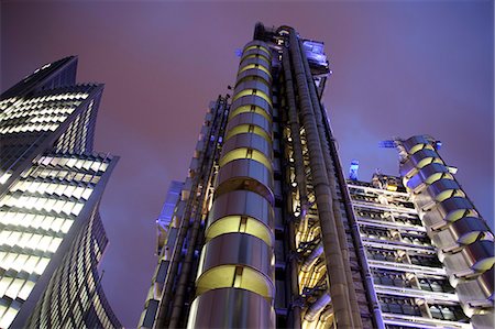 simsearch:862-03352991,k - UK,England,London. The Lloyd's Building in the London city centre. Fotografie stock - Rights-Managed, Codice: 862-03352977