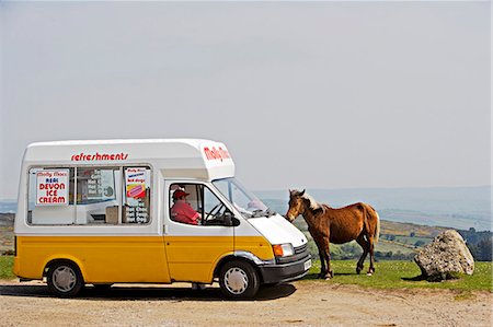 simsearch:862-03353075,k - Ice Cream Van and Dartmoor pony Foto de stock - Con derechos protegidos, Código: 862-03353078