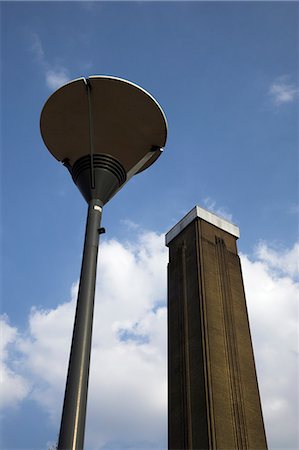 The Tate Modern gallery is housed in the old Bankside power station. Foto de stock - Con derechos protegidos, Código: 862-03353182