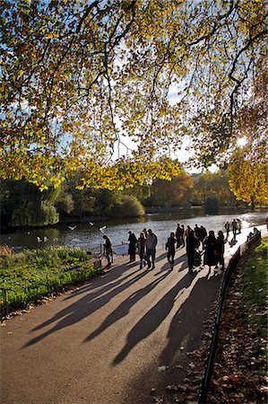 st james park europe - People enjoy an autumn walk in St James's Park in Autumn Stock Photo - Rights-Managed, Code: 862-03353298