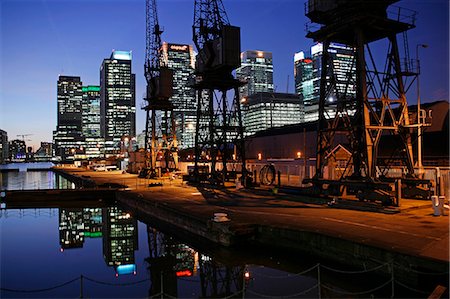 port cranes - England,London. Canary Wharf. Stock Photo - Rights-Managed, Code: 862-03353508