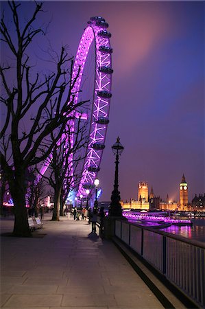 Angleterre, Londres. Le London Eye, également connu sous le nom de la roue du millénaire. Photographie de stock - Rights-Managed, Code: 862-03353521