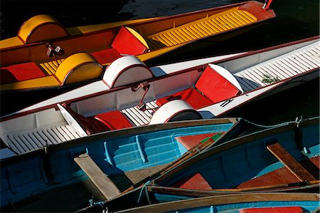 pédalo - UK,England,Oxford. Punts on the River Cherwell in Oxford. Stock Photo - Rights-Managed, Code: 862-03353846