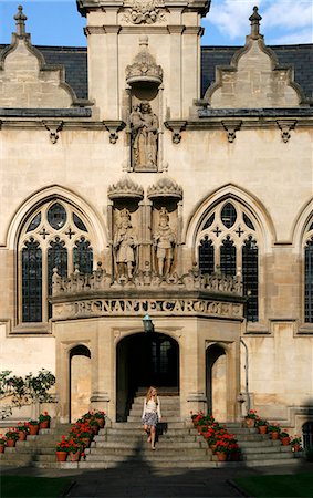 simsearch:862-03353837,k - UK,England,Oxford. Courtyard of the Oriel College in Oxford. Foto de stock - Con derechos protegidos, Código: 862-03353854