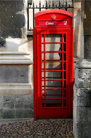 red call box - UK,England,Oxford. Telephone Box in Oxford. Stock Photo - Rights-Managed, Code: 862-03353852