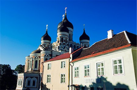 19th Century Russian Orthodox Alexander Nevsky Cathedral on Toompea Hill,Located amongst colourful residential houses of the Unesco World Heritage Old Town Fotografie stock - Rights-Managed, Codice: 862-03353900