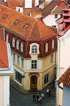 estonian (places and things) - Maisons de la vieille ville et sur le toit, situé dans la ville de vieux Unesco World Heritage Photographie de stock - Rights-Managed, Code: 862-03353916