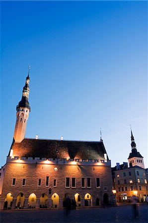 simsearch:862-03353932,k - The 14th Century Gothic Town Hall lit up at night,Located in the Unesco World Heritage Old Town Stock Photo - Rights-Managed, Code: 862-03353922