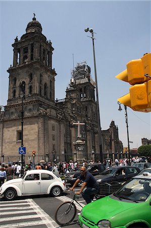 Mexico,Mexico City. The Cathedral Metropolitana,one of the largest cathedrals in the Western Hemisphere. It was constructed in the Spanish Baroque style of architecture and includes a pair of 64-meter neoclassical towers which hold 18 bells. Stock Photo - Rights-Managed, Code: 862-03364413