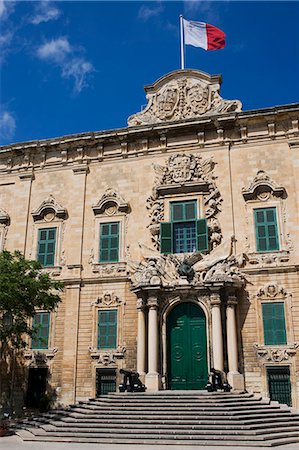 photos of the knights of malta - Malta,Valletta. The Auberge de Castille et Leon,once a grand lodging for the Knights,now houses the office of the Maltese Prime Minister. Stock Photo - Rights-Managed, Code: 862-03364487