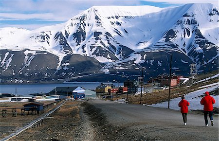 simsearch:862-03365535,k - Fuß in Richtung Longyearbyen. Stockbilder - Lizenzpflichtiges, Bildnummer: 862-03365542