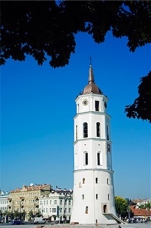 Clocher de la cathédrale du XIIIe siècle fait partie du Site de patrimoine mondial Unesco Vilnius, Lituanie Photographie de stock - Rights-Managed, Code: 862-03367204