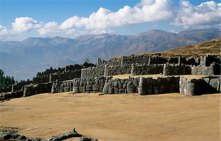 Massive walls of Sacsayhuaman Fotografie stock - Rights-Managed, Codice: 862-03360457