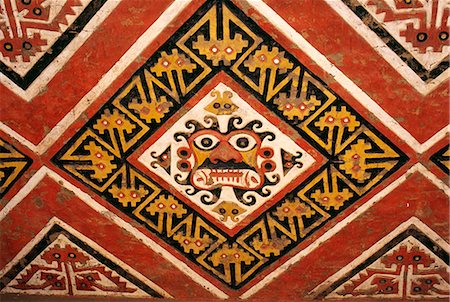 simsearch:862-06677316,k - Polychrome frieze representing the face of the Moche god Aipaec decorates a wall in the Temple of the Moon near Trujillo in northern Peru Foto de stock - Con derechos protegidos, Código: 862-03360625