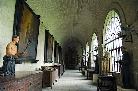 Philippines,Luzon,Manila. Intramuros - spanish colonial district - San Agustin Church (built between 1587-1606) is the oldest Church in the Philippines and is a Unesco World Heritage Site. Stock Photo - Rights-Managed, Code: 862-03360754