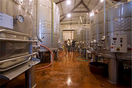 simsearch:862-03354352,k - Portugal,Douro Valley,Pinhao. Modern Vats used in the Port wine making process on an estate in the Douro Valley in the North of Portugal. Foto de stock - Con derechos protegidos, Código: 862-03360930