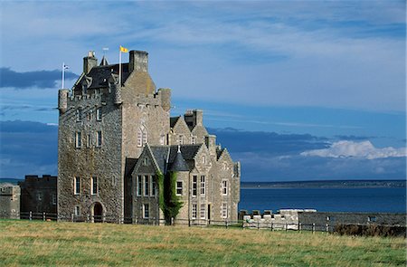 Ackergill Tower,Caithness Scotland former home of the Sinclair clan Stock Photo - Rights-Managed, Code: 862-03361366