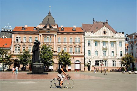 Novi Sad Slobode Square Stock Photo - Rights-Managed, Code: 862-03361591