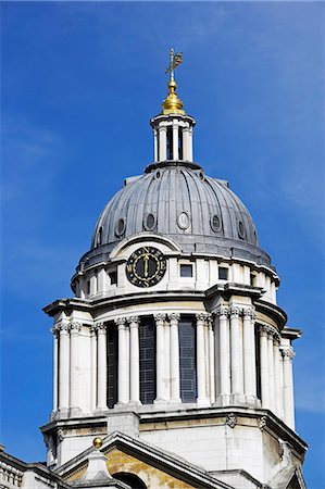 simsearch:862-03353252,k - The Old Royal Naval College,part of the Maritime Greenwich World Heritage Site. Originally a hospital established by royal charter in 1694 for seamen and their dependents,it was later to become a training college for naval officers. It is now part of the University of Greenwich. Foto de stock - Con derechos protegidos, Código: 862-03437038