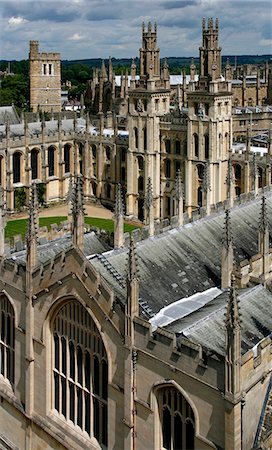 simsearch:862-03353007,k - UK,England,Oxford. The All Souls College in Oxford seen from the Tower of St. Mary the Virgin. Foto de stock - Con derechos protegidos, Código: 862-03437070