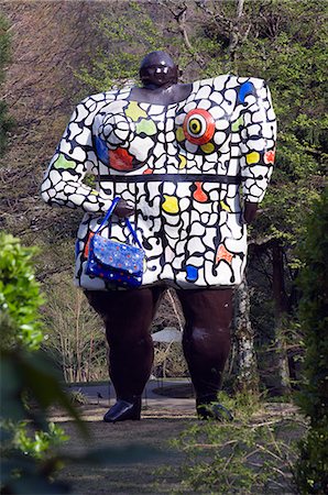 Modern sculptures and art displays at Hakone Open Air Museum Stock Photo - Rights-Managed, Code: 862-03437138