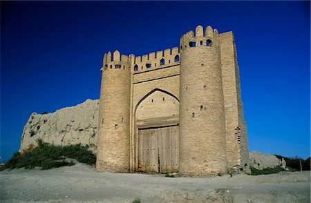 simsearch:862-03437664,k - The Karakul Gate and the remains of the city walls,circa 16th Century. Fotografie stock - Rights-Managed, Codice: 862-03437659
