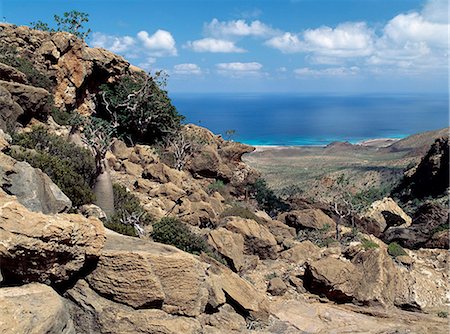 simsearch:862-03437916,k - A view of the Hala Coast from the top of Dikevkev Gorge on the Homhil Mountains. Foto de stock - Con derechos protegidos, Código: 862-03437912