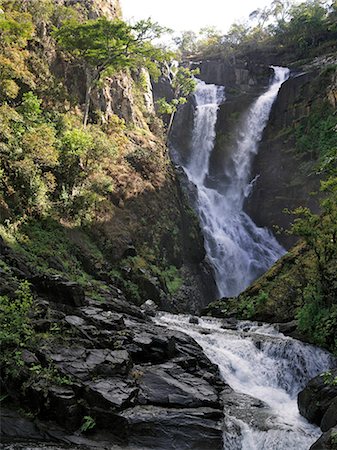 simsearch:862-03437281,k - La belle Kundalila Falls dans le nord-ouest de Zambie. Photographie de stock - Rights-Managed, Code: 862-03438078