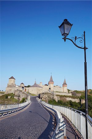 simsearch:862-03360982,k - View of bridge across to Old Castle, Kamyanets-Podilsky, Podillya, Ukraine Stock Photo - Rights-Managed, Code: 862-03714053