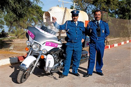 Algeria. Two policeman beside Harley Davidson. Fotografie stock - Rights-Managed, Codice: 862-03710329