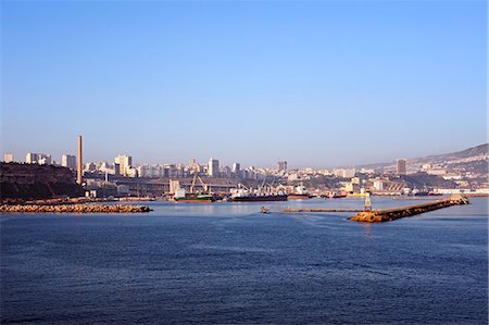 Algerien, Oran. Nähert sich der Hafen von Oran mit der Fähre. Stockbilder - Lizenzpflichtiges, Bildnummer: 862-03710323