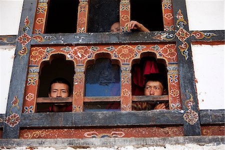 simsearch:862-03710522,k - Bhoutan. Spectateurs et participants à la tsechu à Wangdue Phodrang. Photographie de stock - Rights-Managed, Code: 862-03710422