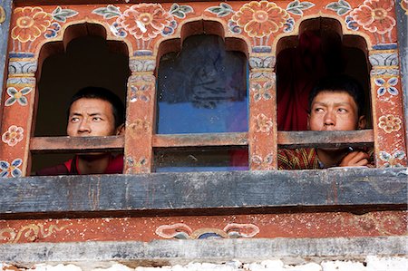 simsearch:862-03710522,k - Bhoutan. Spectateurs et participants à la tsechu à Wangdue Phodrang. Photographie de stock - Rights-Managed, Code: 862-03710423