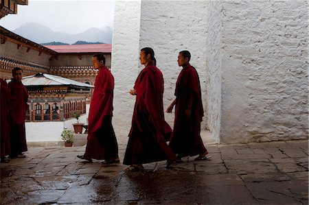 simsearch:862-03710522,k - Moines au monastère de Tango près de Thimphu, Bhoutan Photographie de stock - Rights-Managed, Code: 862-03710603