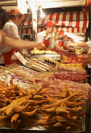 Étal de fruits de mer à Beijing, en Chine, marché de nuit Photographie de stock - Rights-Managed, Code: 862-03710689
