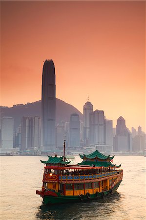 Vue de l'horizon de Hong Kong Island sur Victoria Harbour, Hong Kong, Chine Photographie de stock - Rights-Managed, Code: 862-03710740