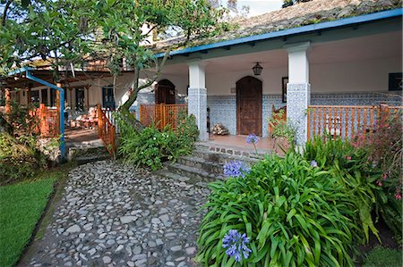 Équateur, Hacienda Cusin, un andine C17th restaurée du homestead, maintenant un petit hôtel de caractère, Otavalo. Photographie de stock - Rights-Managed, Code: 862-03710868