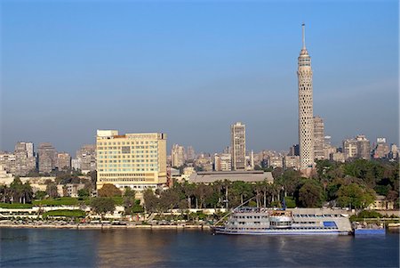 Egypt, Cairo. View of the Novotel on the Nile. Foto de stock - Con derechos protegidos, Código: 862-03710932