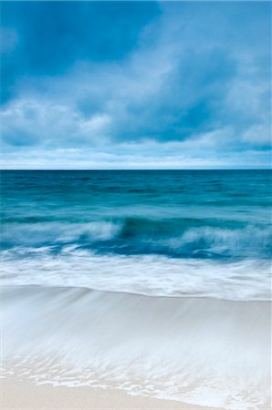 simsearch:862-08699250,k - Lever du soleil à Porthminster beach, près de St Ives, Cornwall, Royaume-Uni Photographie de stock - Rights-Managed, Code: 862-03710967